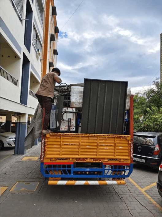 Moving Staff